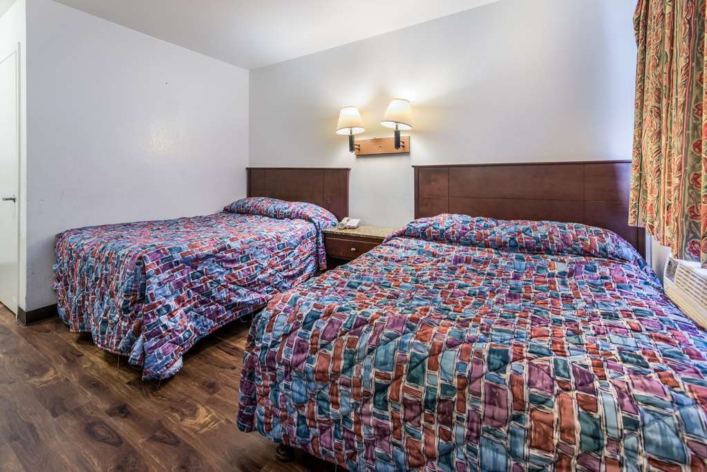 Oyo Hotel South Bend - Campus Room photo