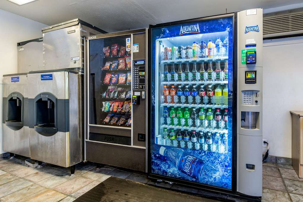 Oyo Hotel South Bend - Campus Amenities photo